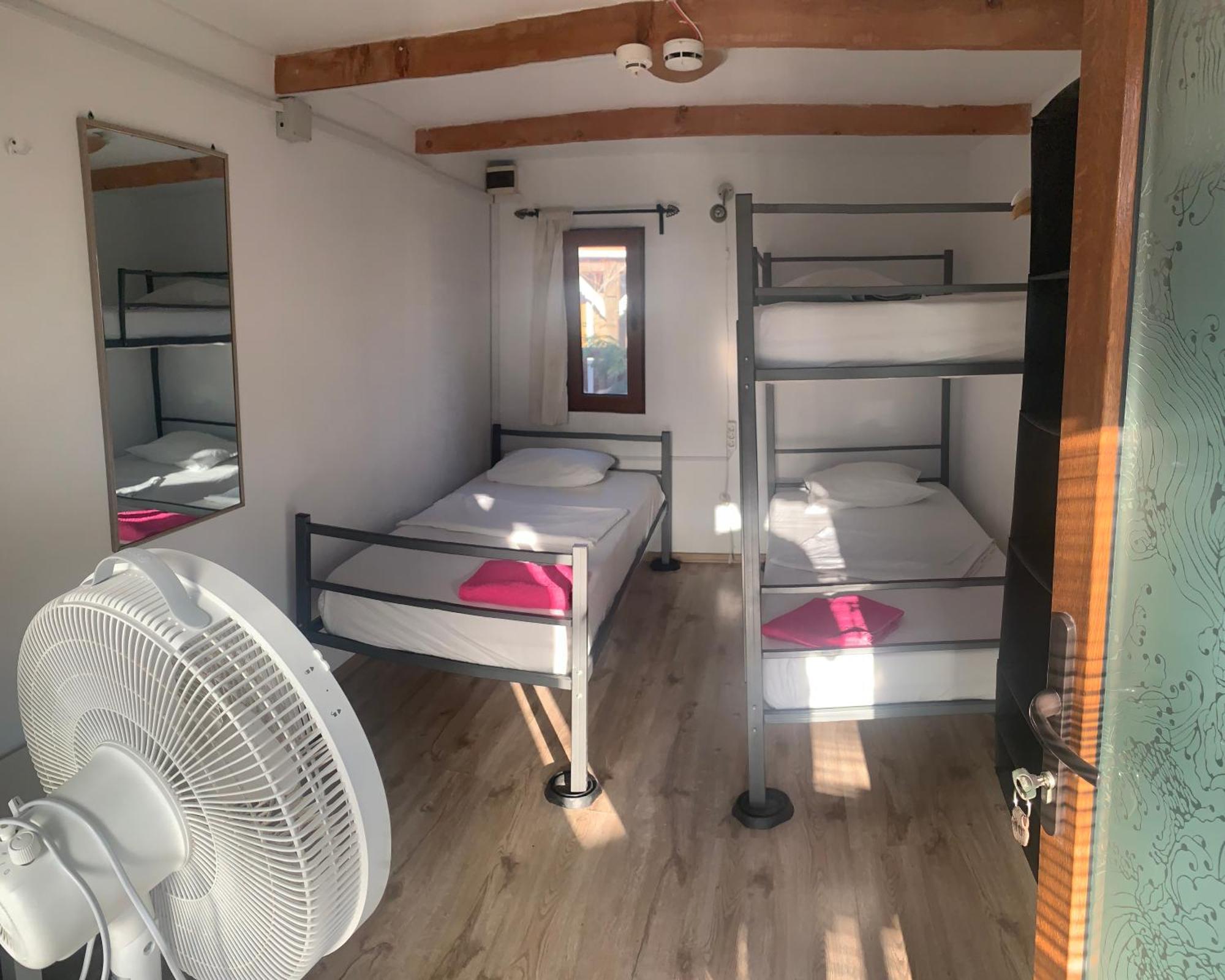 Bazart Vama Veche Hostel Εξωτερικό φωτογραφία
